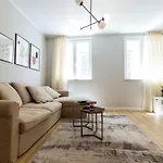 Karla\'S Exclusive Central Apartment